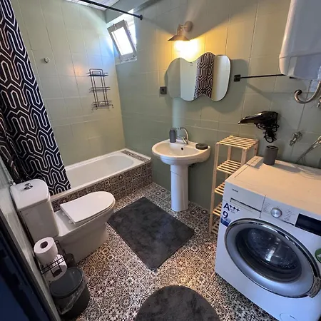 3br In * 쿠사다시